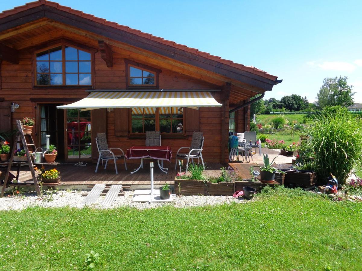Soyen Barrierefreies Zimmer Im Blockhaus Mit Sauna Am See מראה חיצוני תמונה