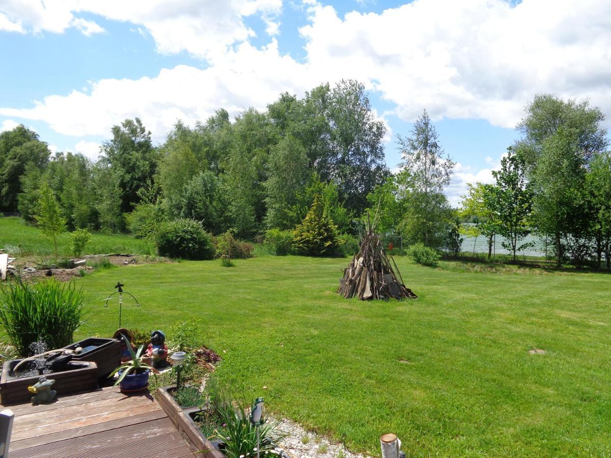Soyen Barrierefreies Zimmer Im Blockhaus Mit Sauna Am See מראה חיצוני תמונה
