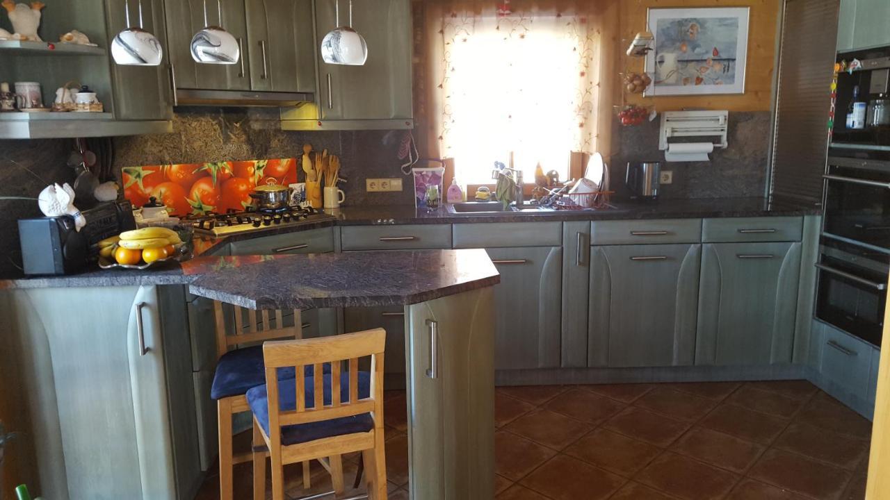 Soyen Barrierefreies Zimmer Im Blockhaus Mit Sauna Am See מראה חיצוני תמונה