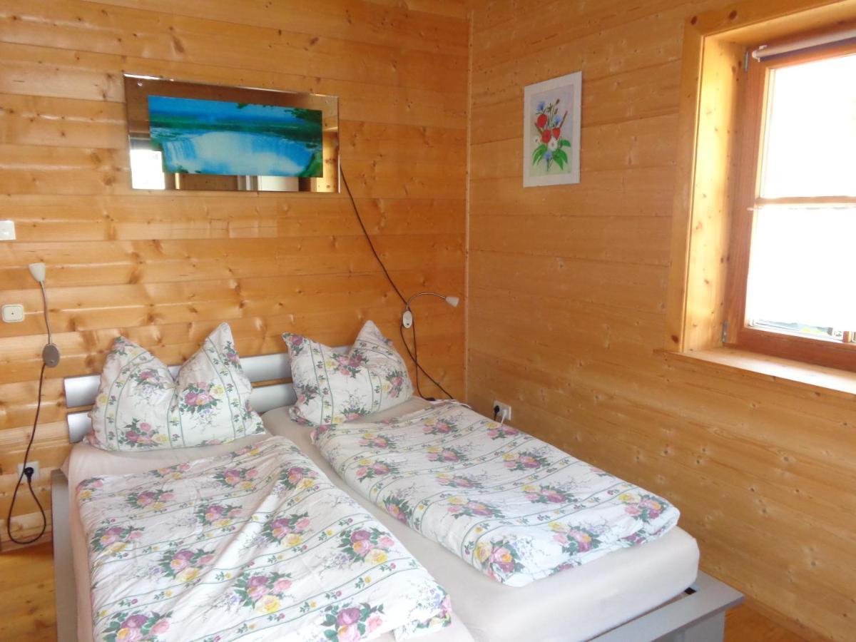 Soyen Barrierefreies Zimmer Im Blockhaus Mit Sauna Am See מראה חיצוני תמונה